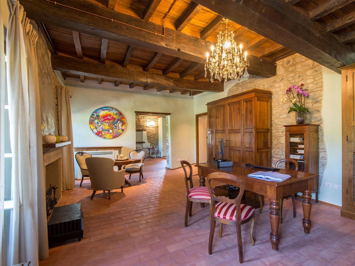 Borgo Cadonega Hotel Viano Buitenkant foto